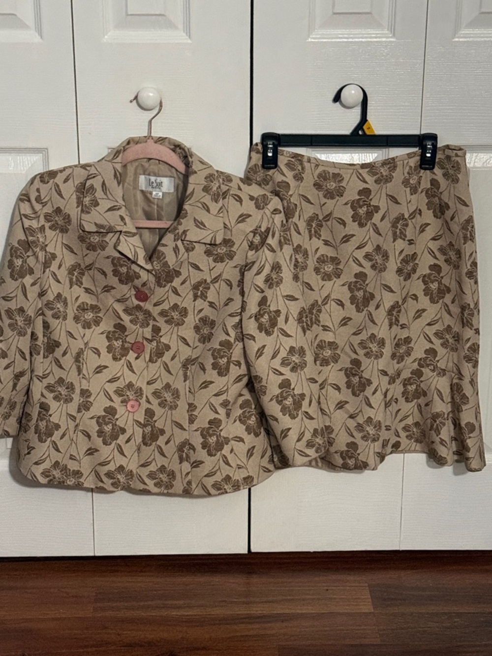 Le Suit Taupe Floral A-Line Skirt